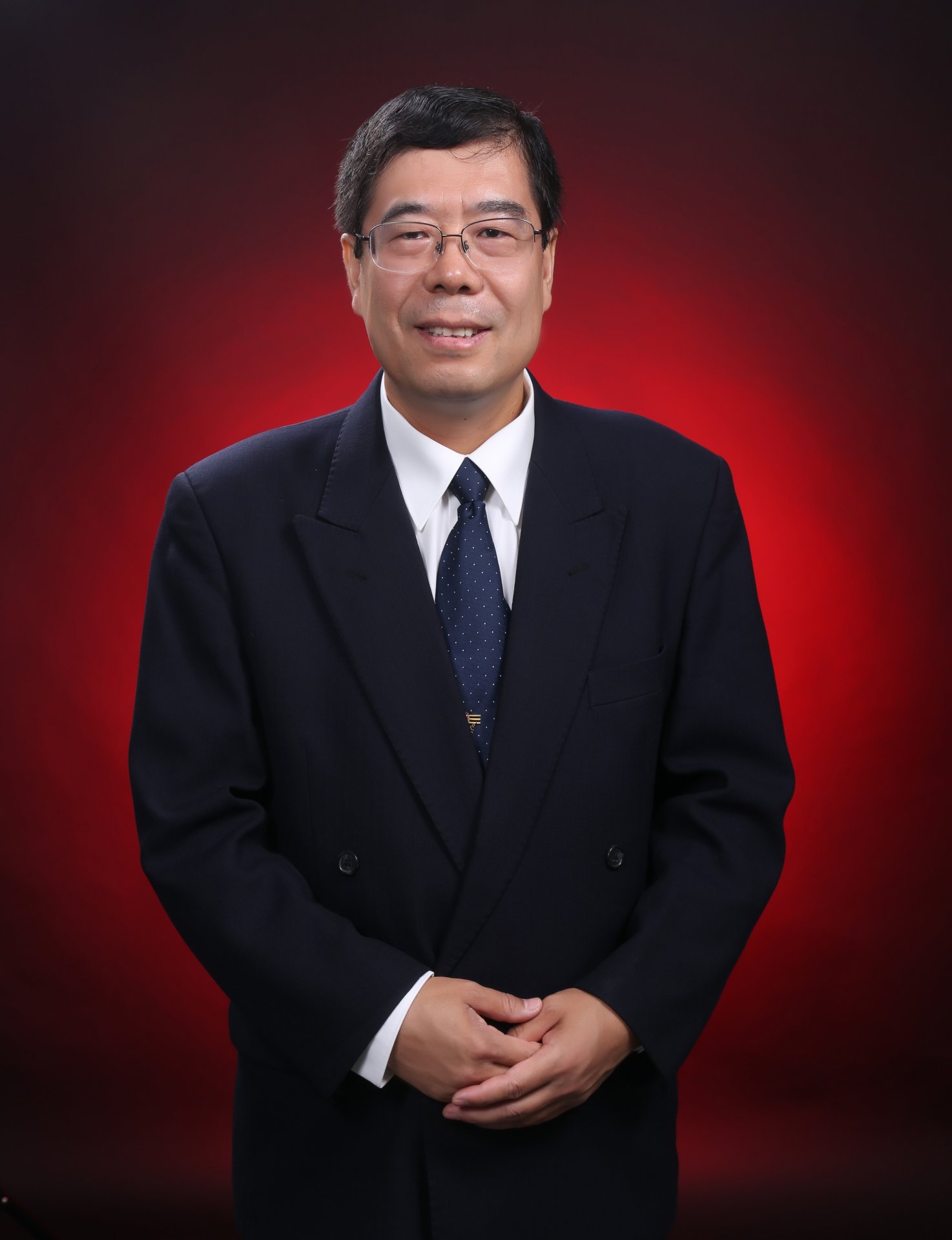 毕业后留校任教