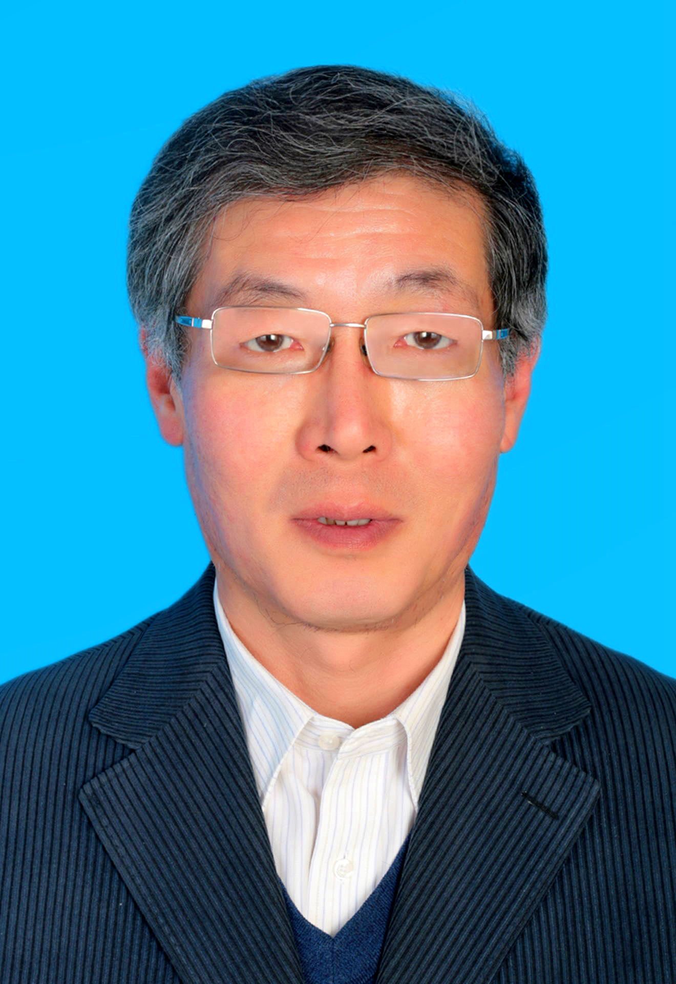 本科毕业后留校任教