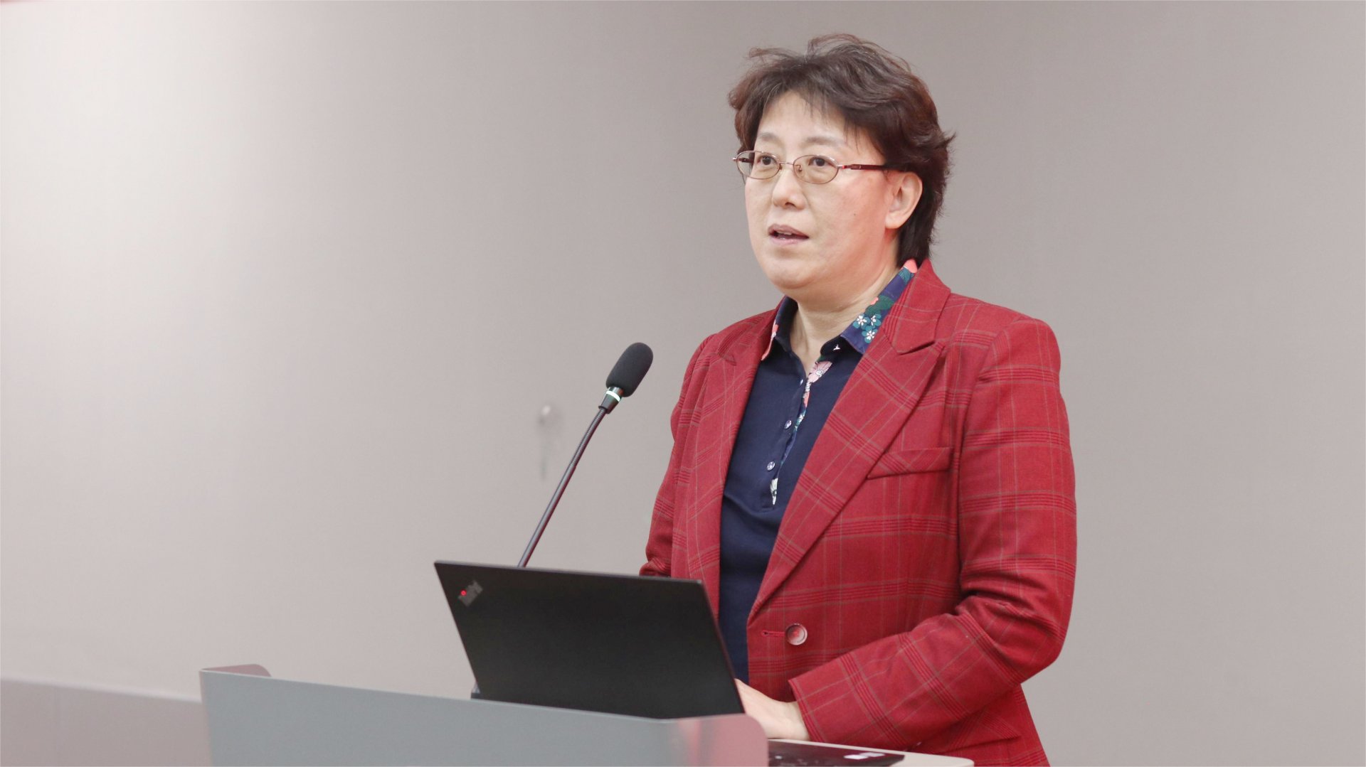 校工会/妇女联合会先后联合杭州星空下