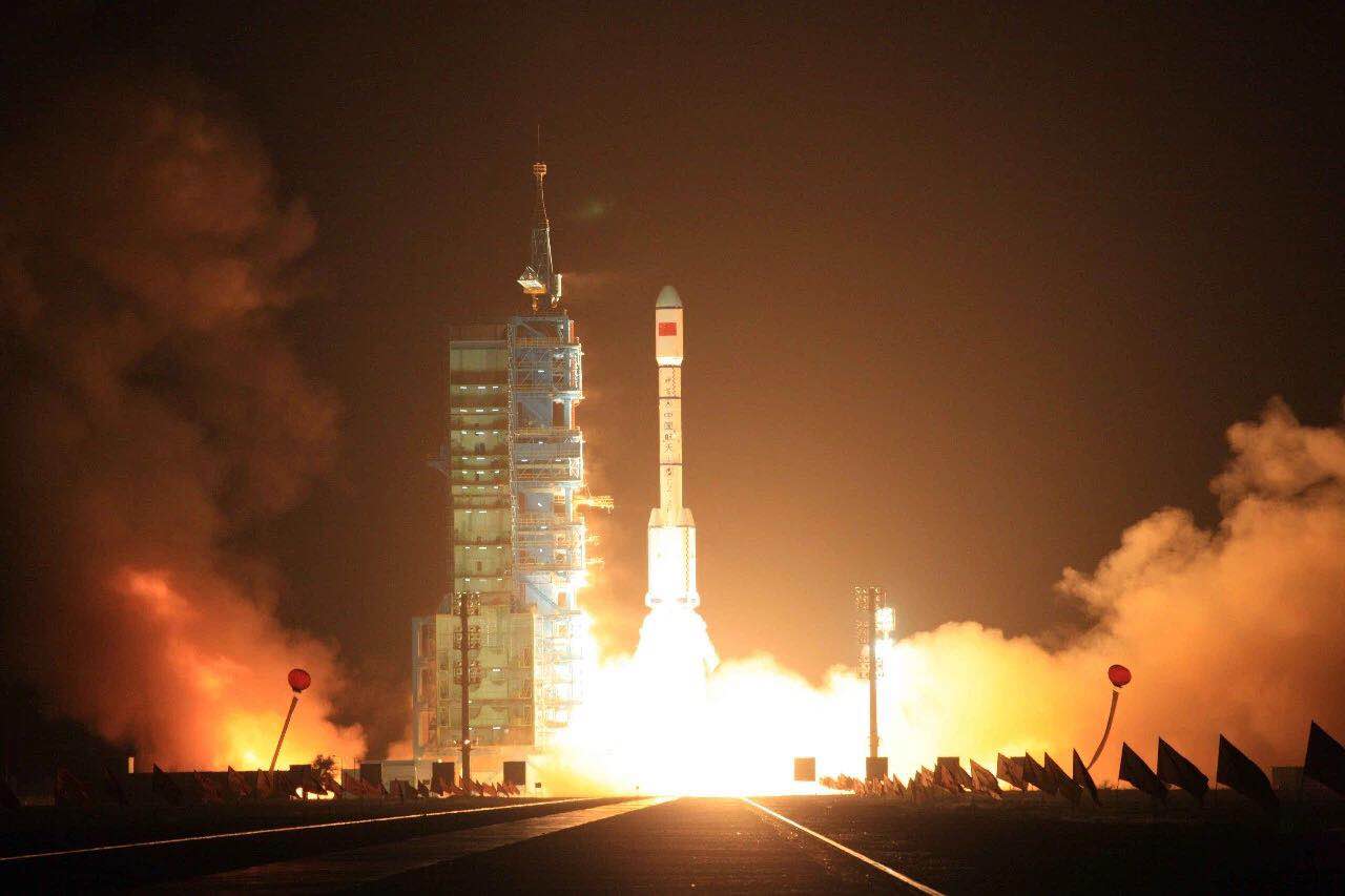 再入落区位于南太平洋中部区域